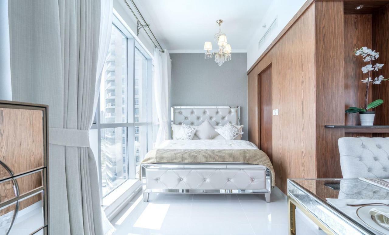 Elite Royal Apartment - Full Burj Khalifa & Fountain View - Premier - 2 Bedrooms & 1 Open Bedroom Without Partition Дубай Екстериор снимка